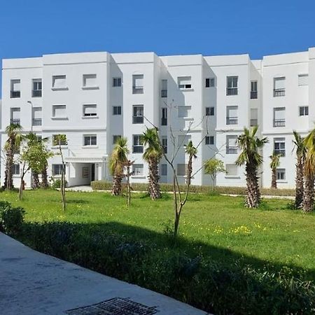 Beachside 2 Bedroom Apartment In Diplomatic Forest Tangier With Free Parking المظهر الخارجي الصورة