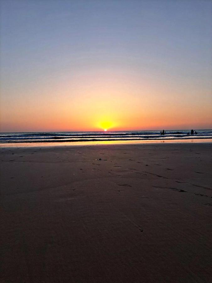Beachside 2 Bedroom Apartment In Diplomatic Forest Tangier With Free Parking المظهر الخارجي الصورة